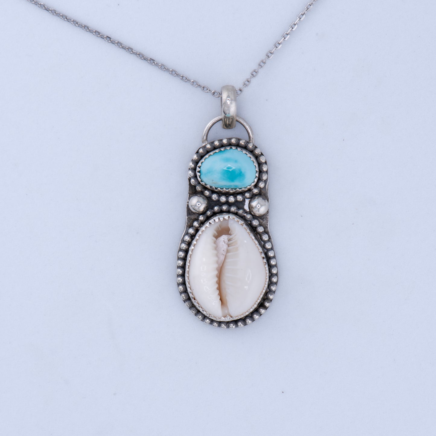 Golden hills Turquoise & Cowrie shell pendant - Sterling silver